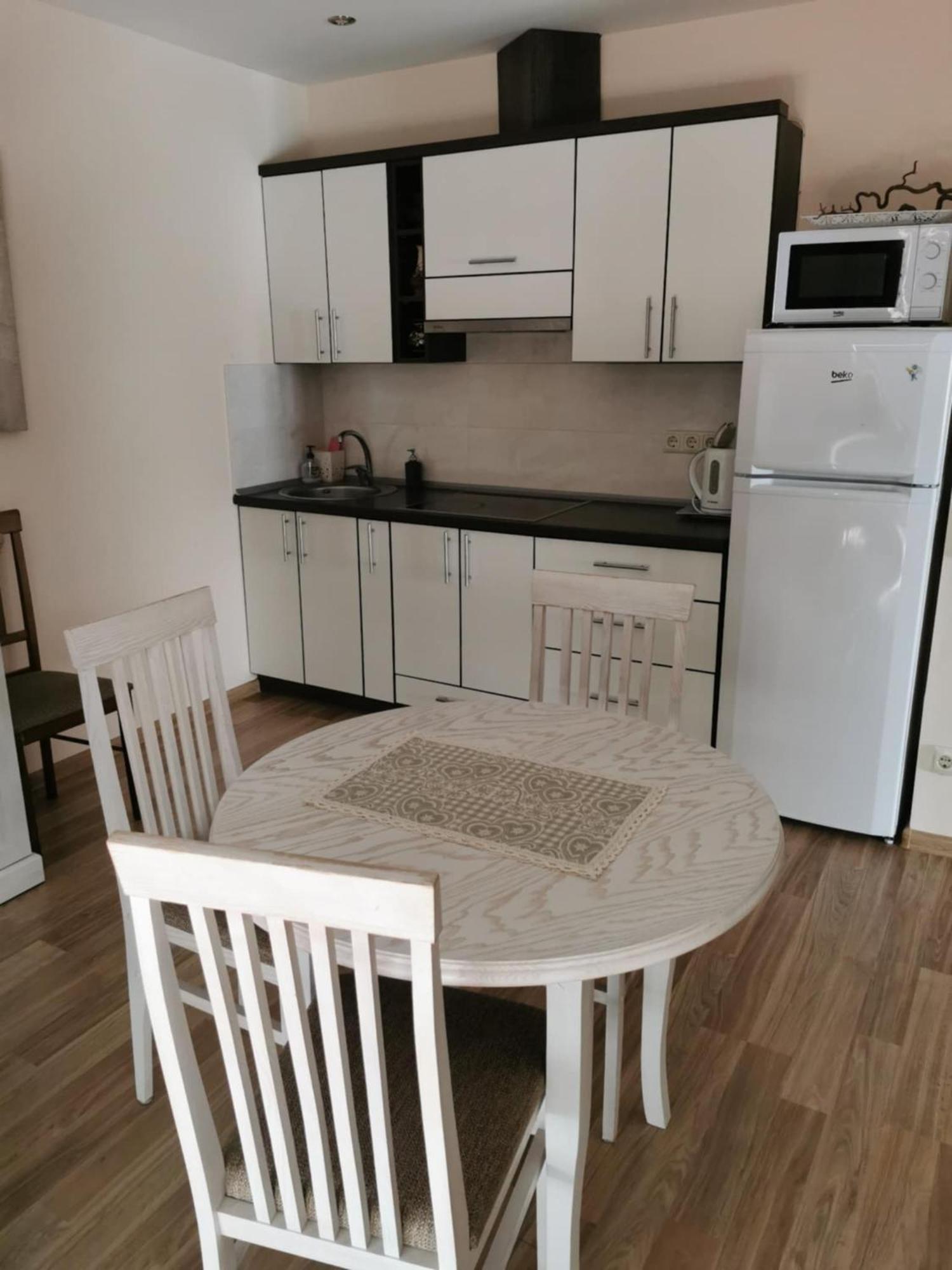 Neringa Apartamentai Palanga Luaran gambar
